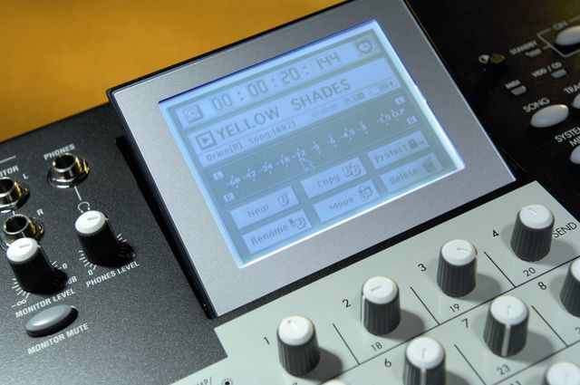 blank The small display screen is one of the D3200's few faults
